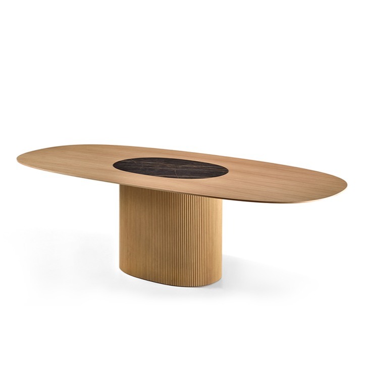 de-code - Riga Dining Table