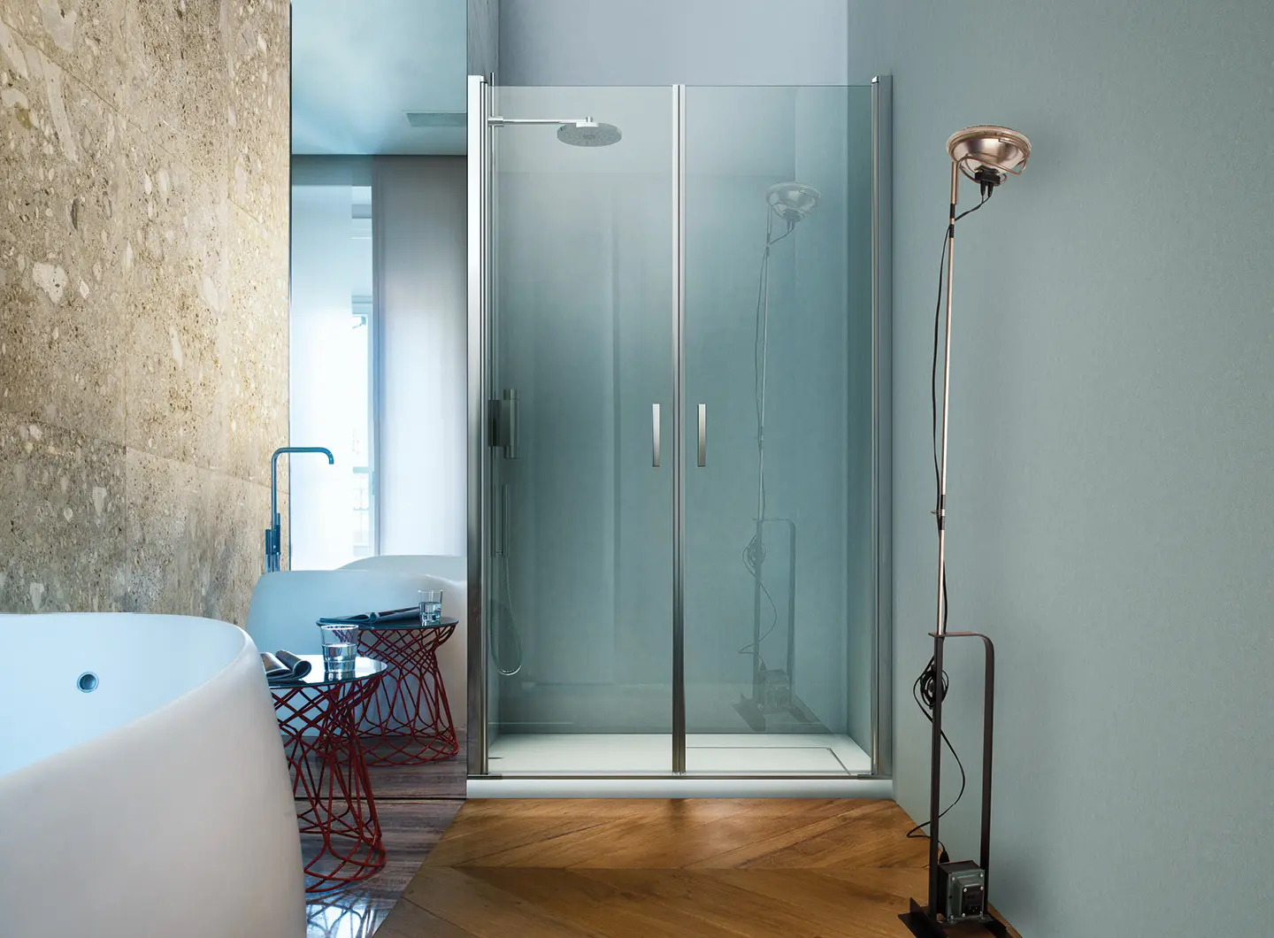 Vismaravetro - pivoting shower enclosure - Linea collection