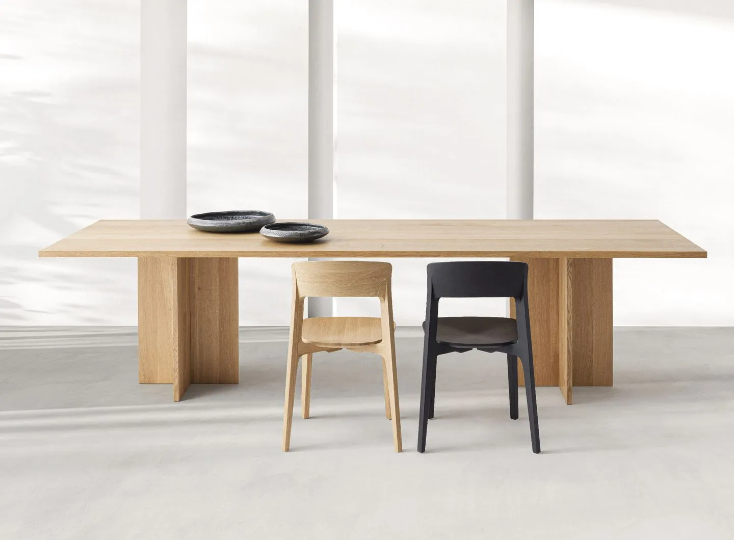 PASSONI DESIGN - BARON TABLE