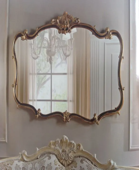 WOODEN MIRROR