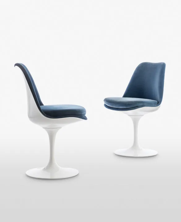 Tulip Chair designed by Eero Saarinen, Ph. Courtesy of Knoll