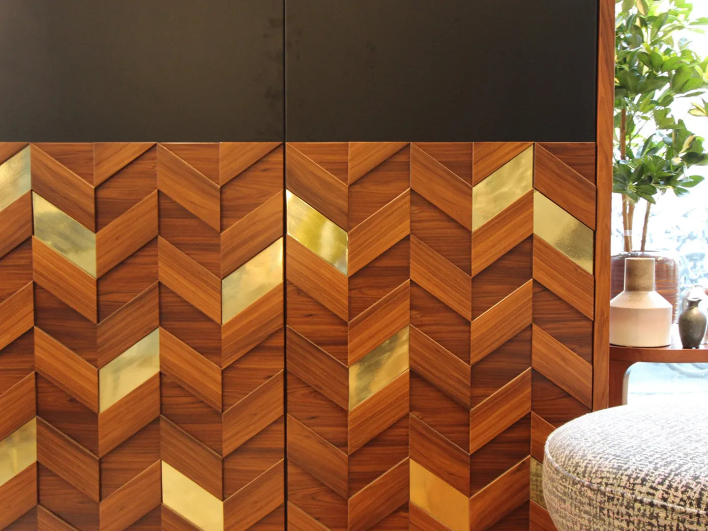 SAMOA bar cabinet - Mambo Unlimited Ideas