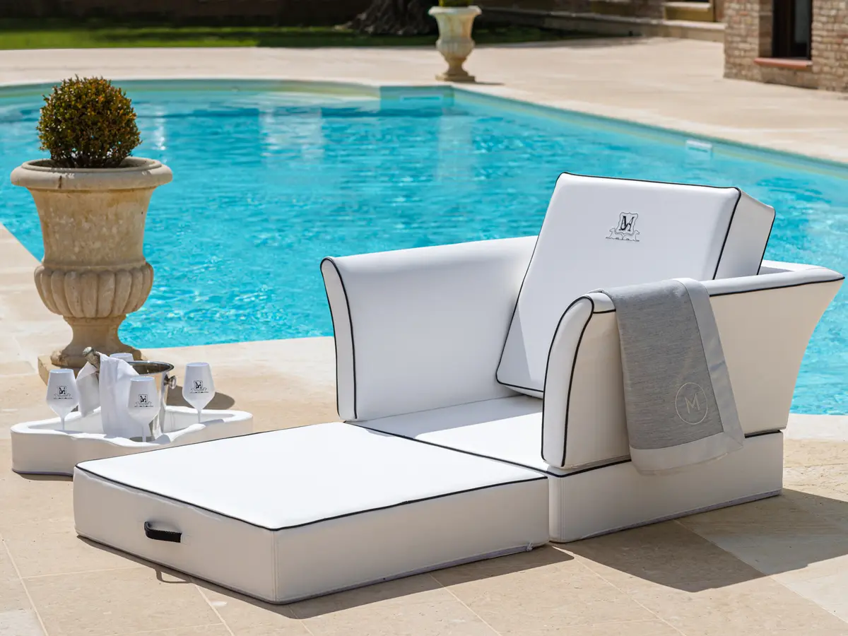 Samuele Mazza Outdoor Collection - Canopo floating armchair