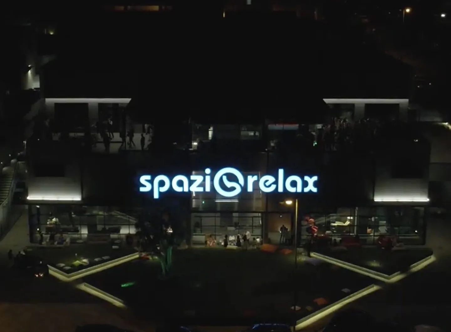 Spazio Relax by night