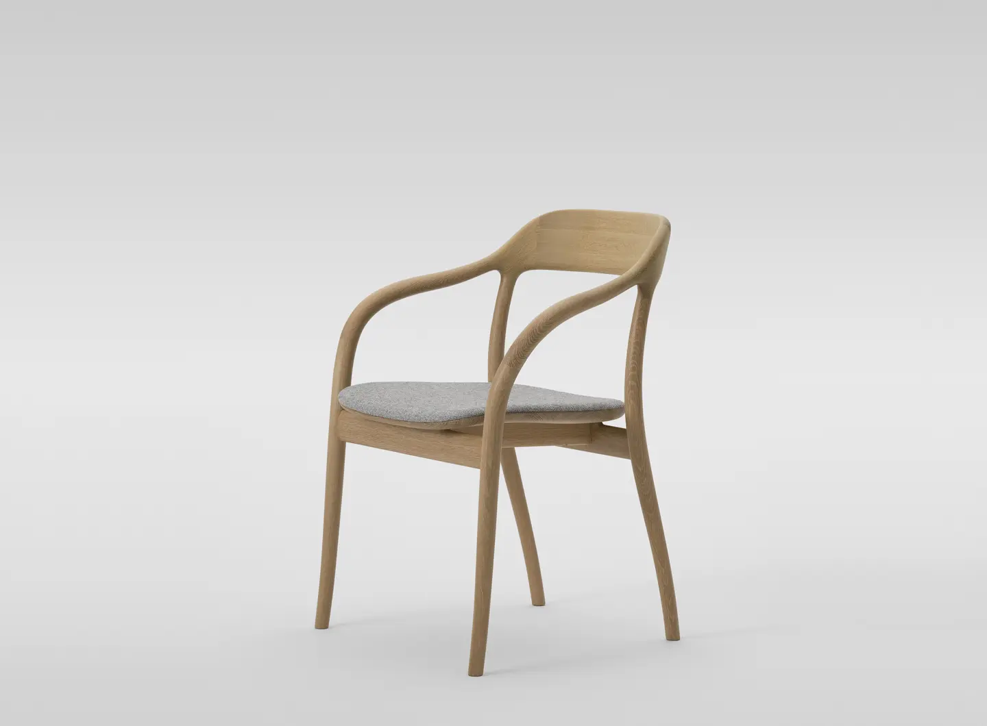 Tako Armchair (Cushioned)