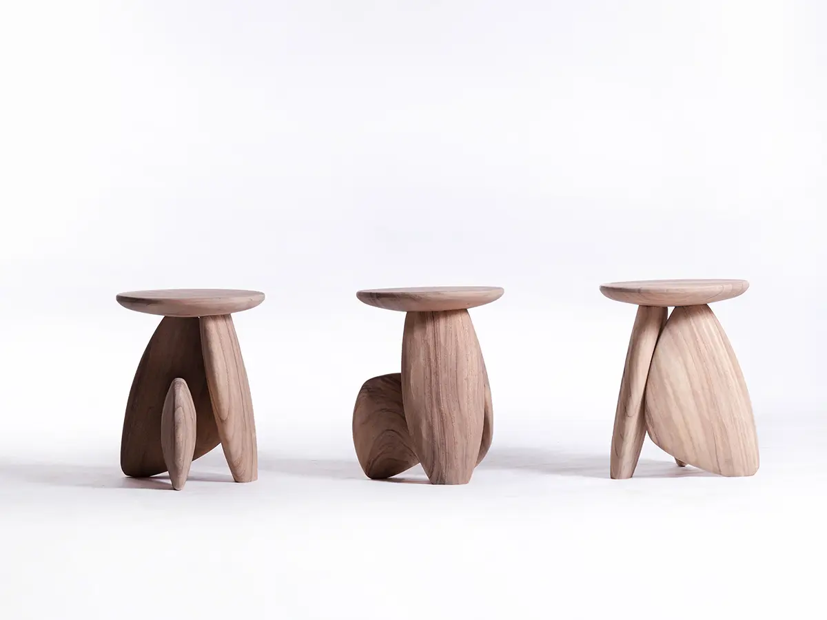 PEBBLE stool 01