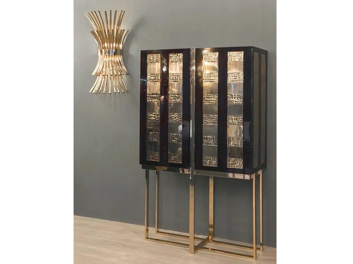 Mondrian Cabinet Ambience