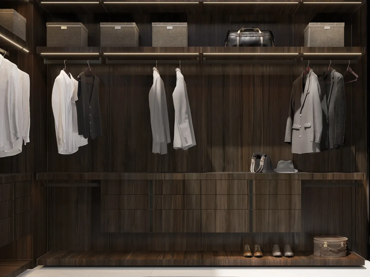 UPLOAD walk-in closet in Tabacco finishing and Bronzo Antico metal profiles