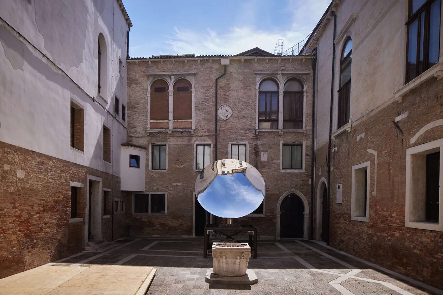 anish kapoor, david levende, accademia galleria venezia