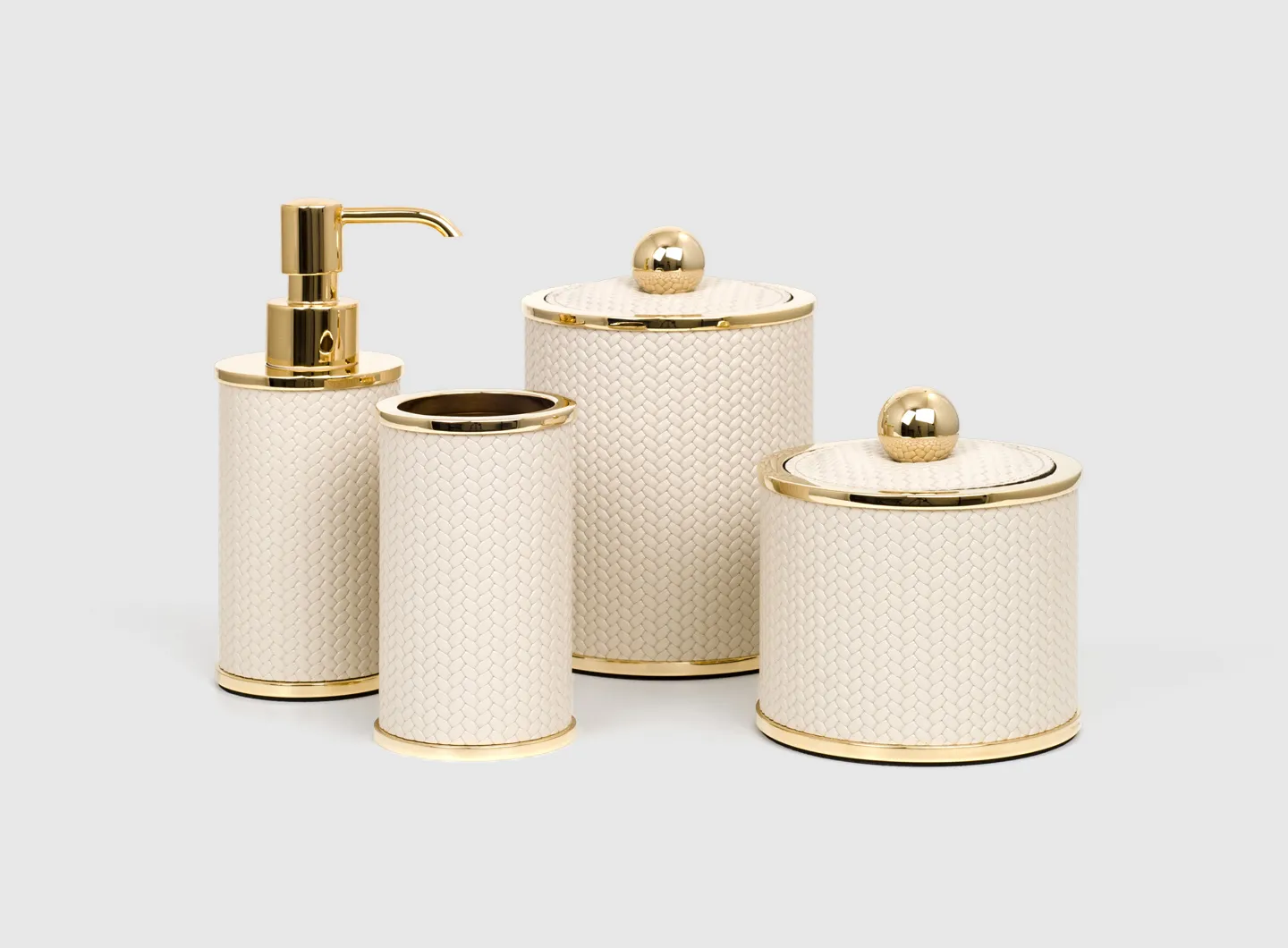 Pinetti | Bathroom Accessories