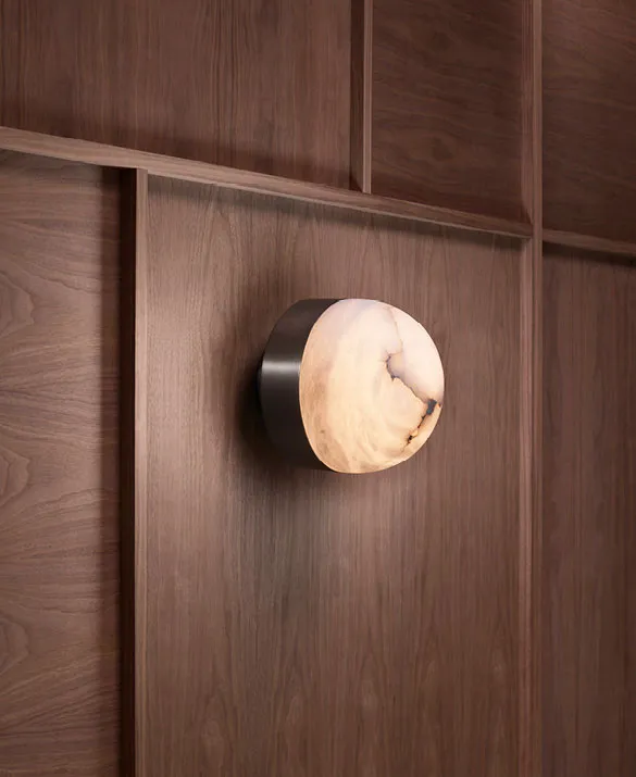 Lucid 300 Wall Light, Bronze