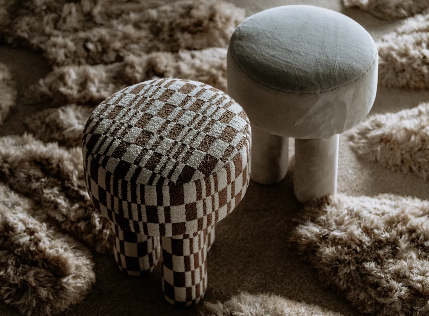 Evolution21 'Mushroom' poufs