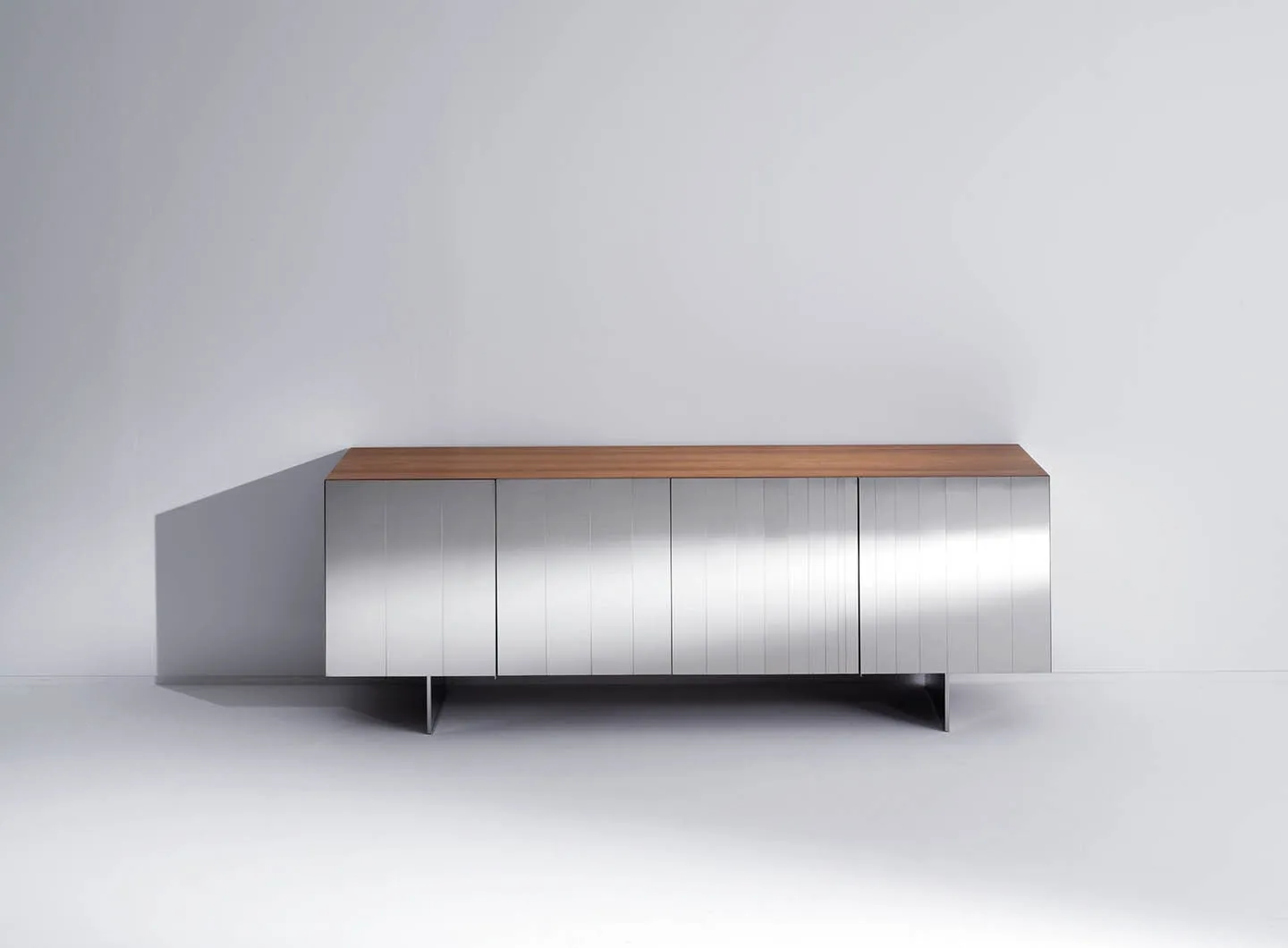 laurameroni_st12_metal_sideboard_07.jpg