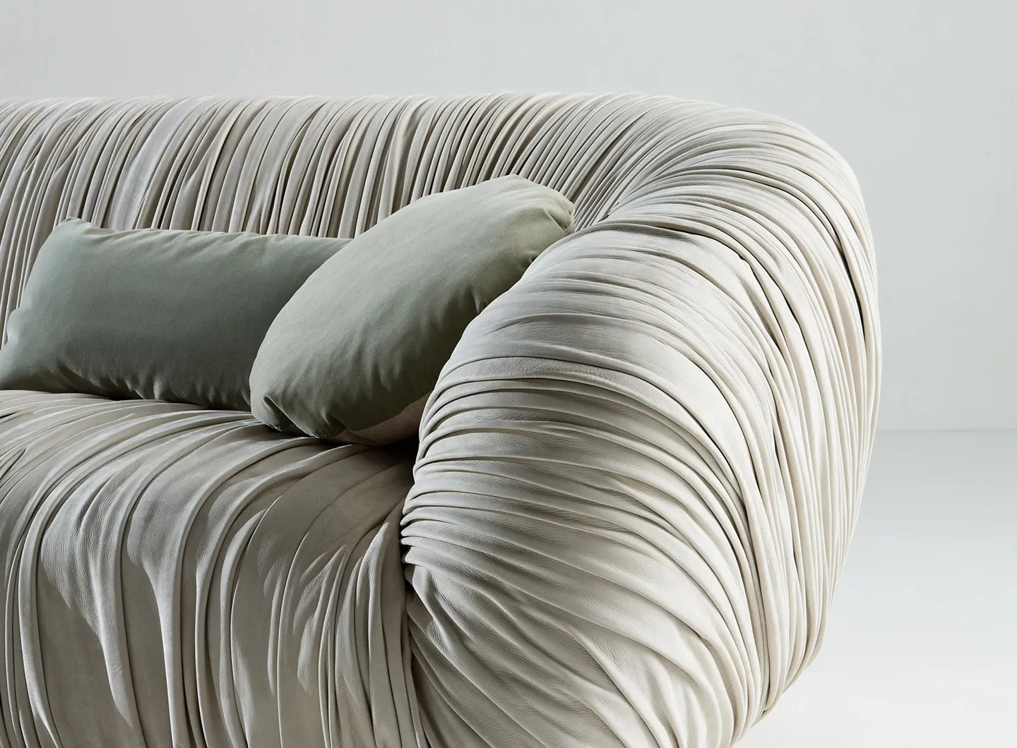 laurameroni luxury high end modular design sofas in precious materials