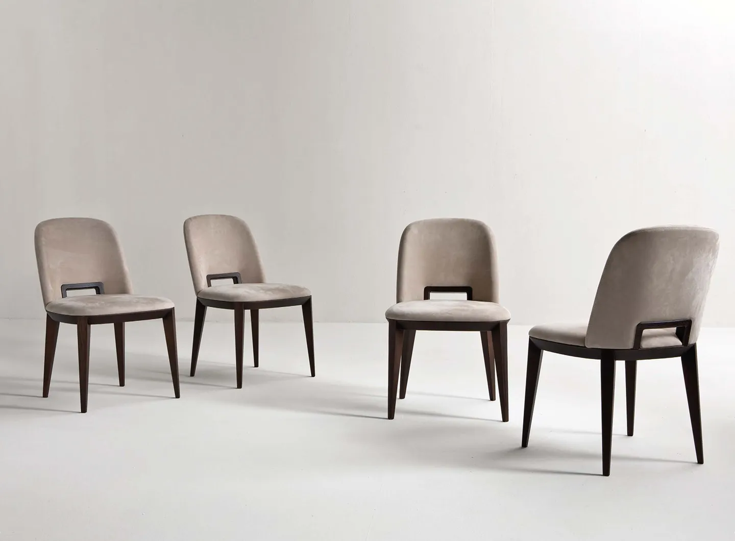 laurameroni_margaret_chairs_collection_06.jpg