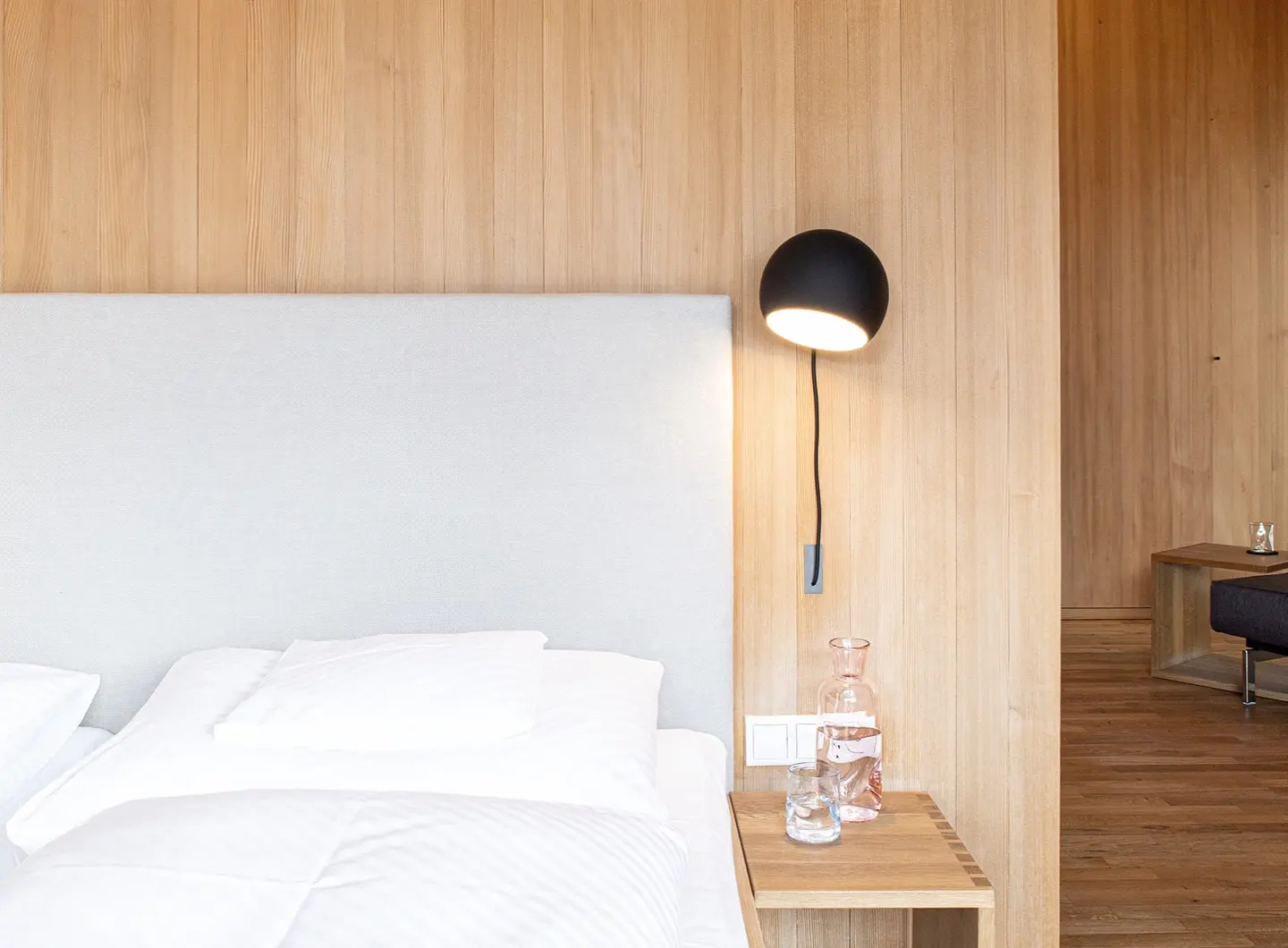 Tilt Globe Wall at Biohotel Schwanen