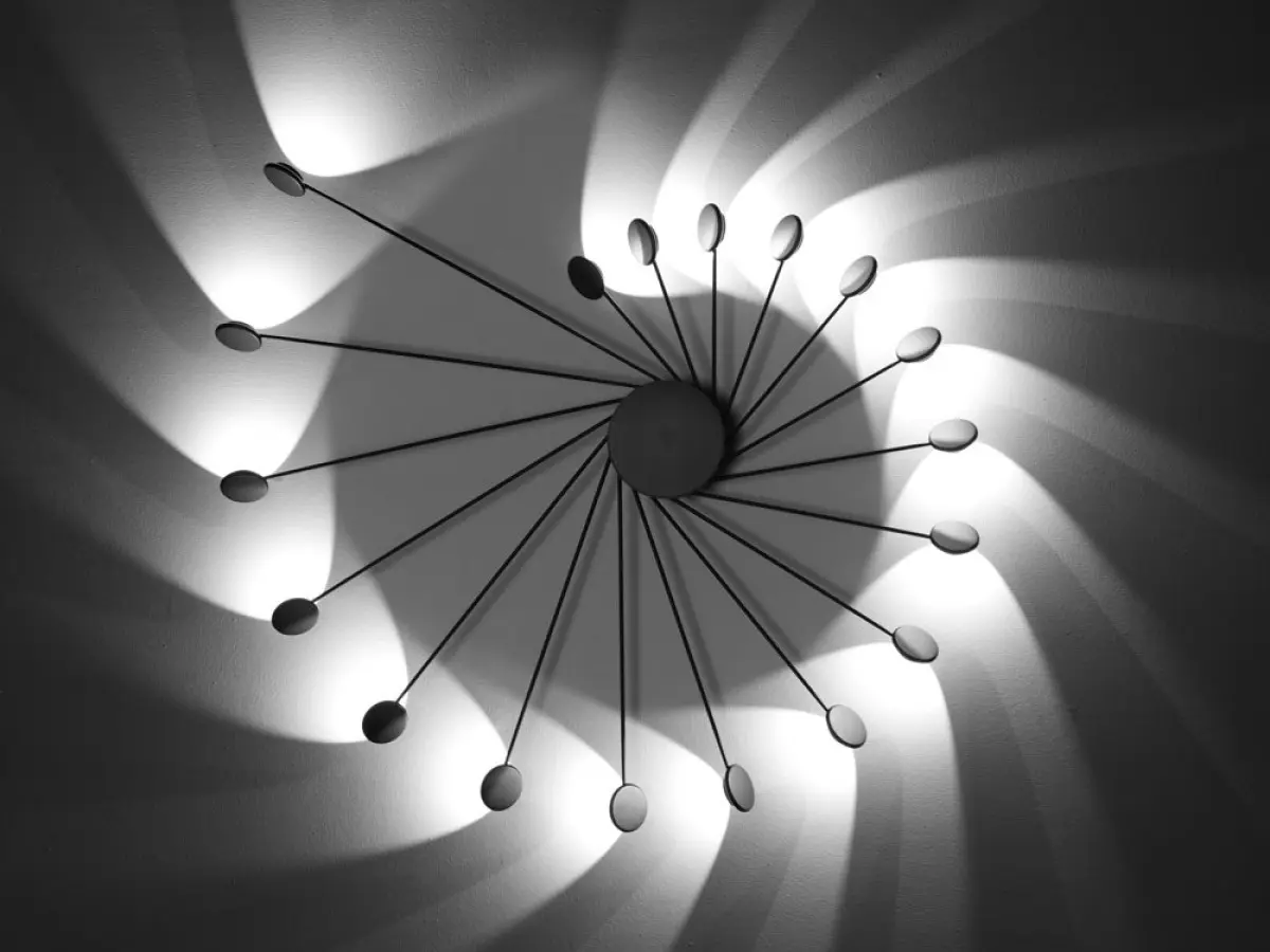 Vivida International - Wall Lamp HELIX 