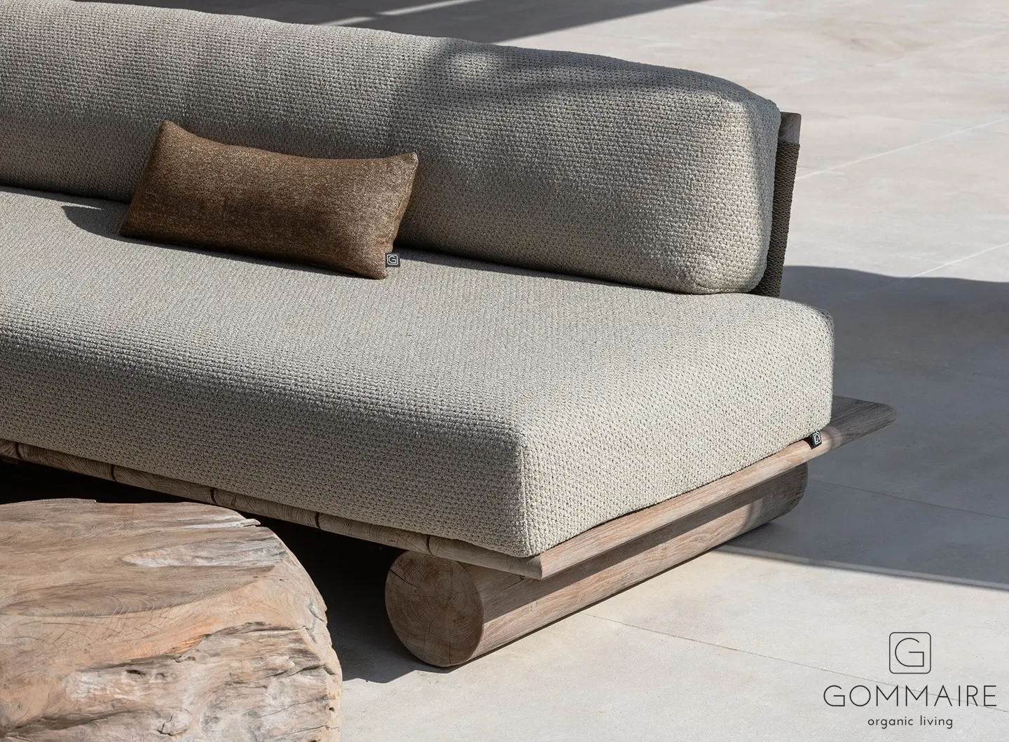 Gommaire Sofa Edge