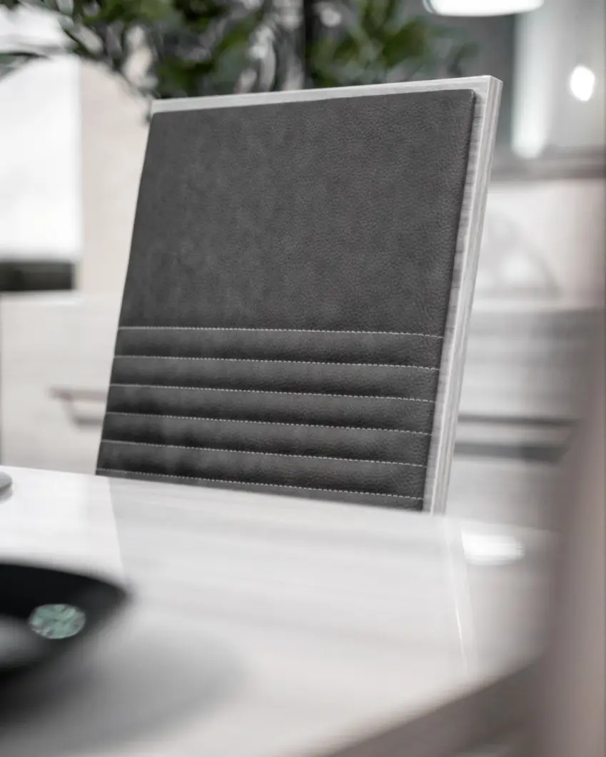 DAY_Mia_Chair_Details_a_.jpg