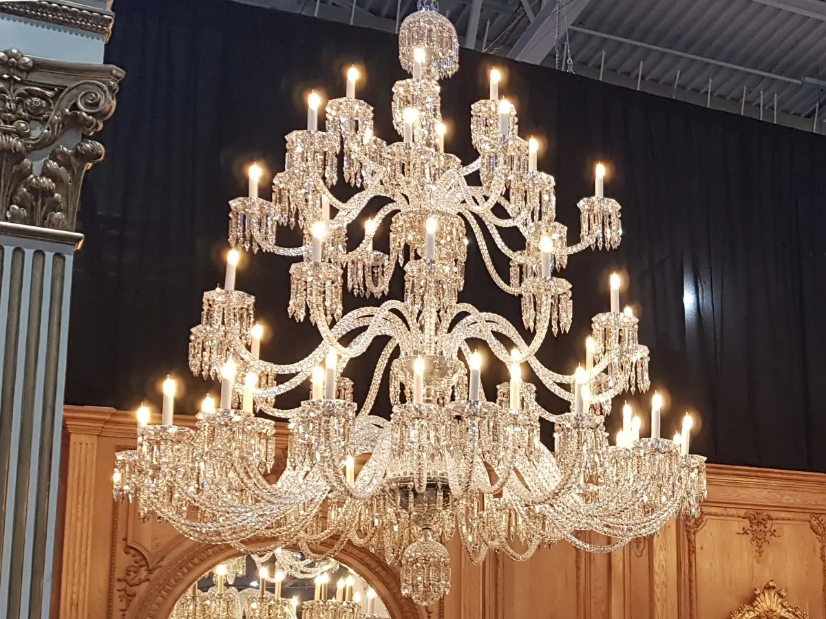 CRYSTAL CHANDELIER 62 LIGHTS