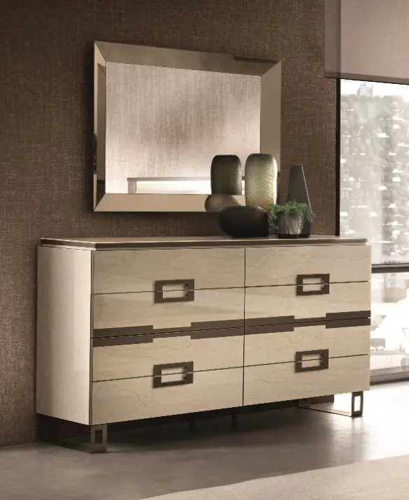 POESIA LIGHT DRAWER DRESSER