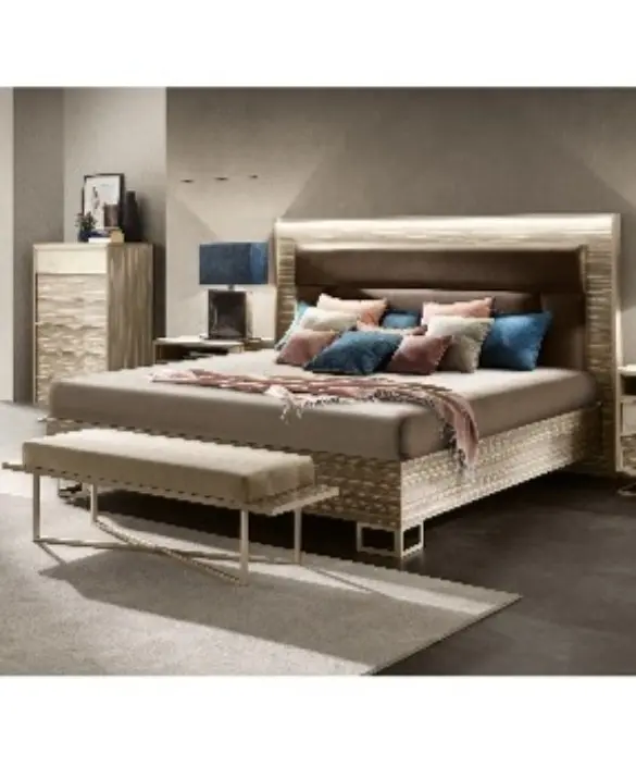 LUCE LIGHT BED