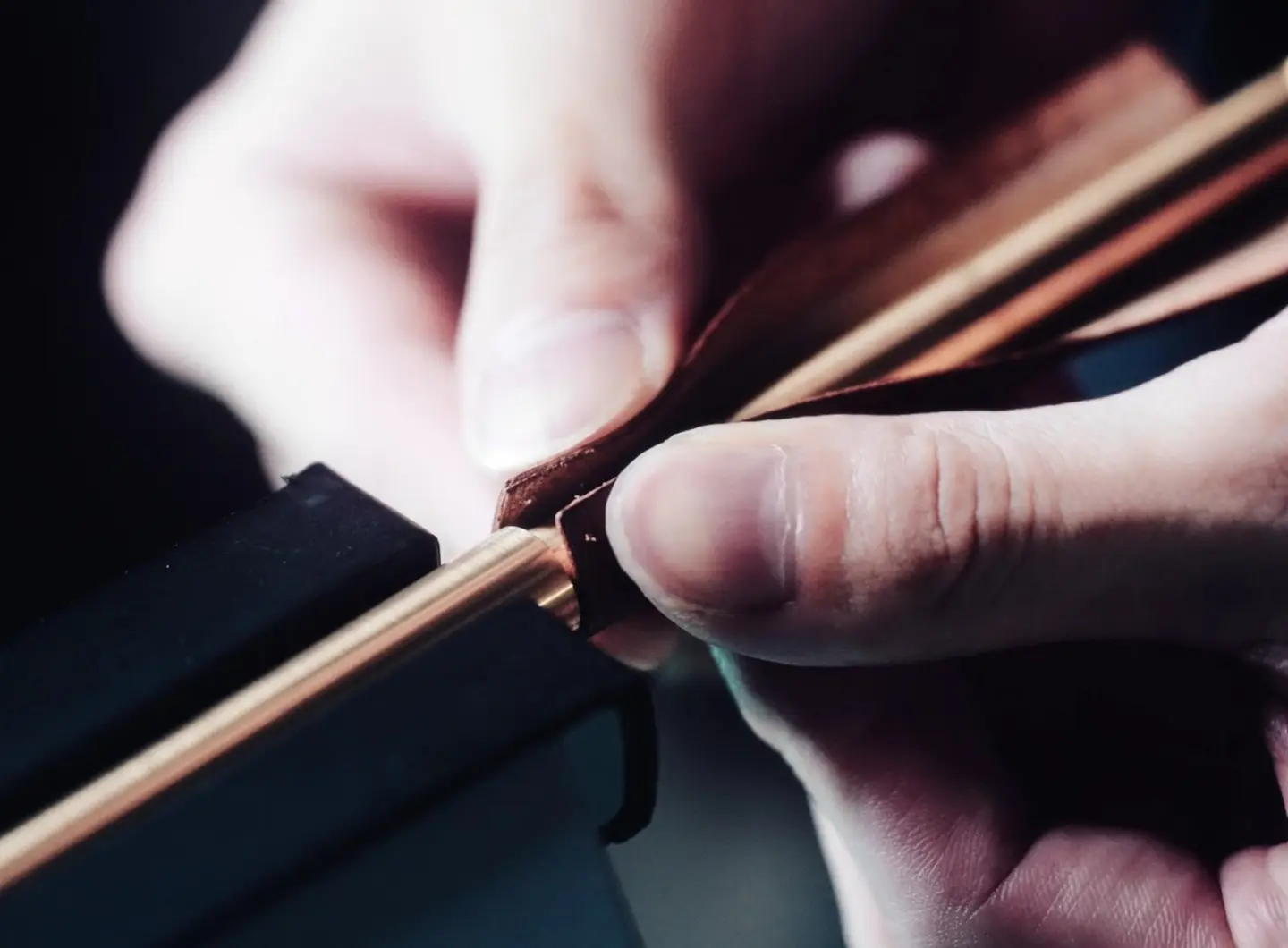 TURN_CRAFT_Making17_stitching01_Daisuke_Abe.jpg