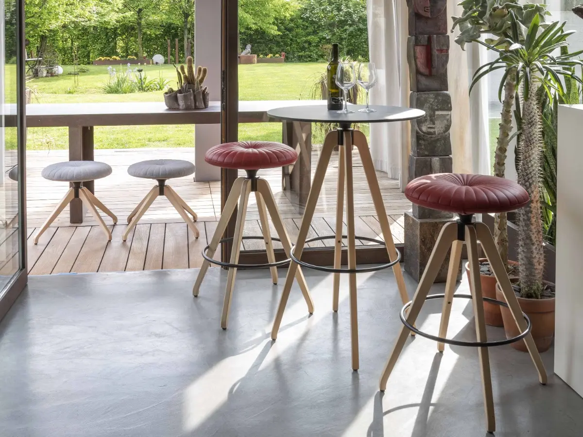 Tonon - Turn Around stool 