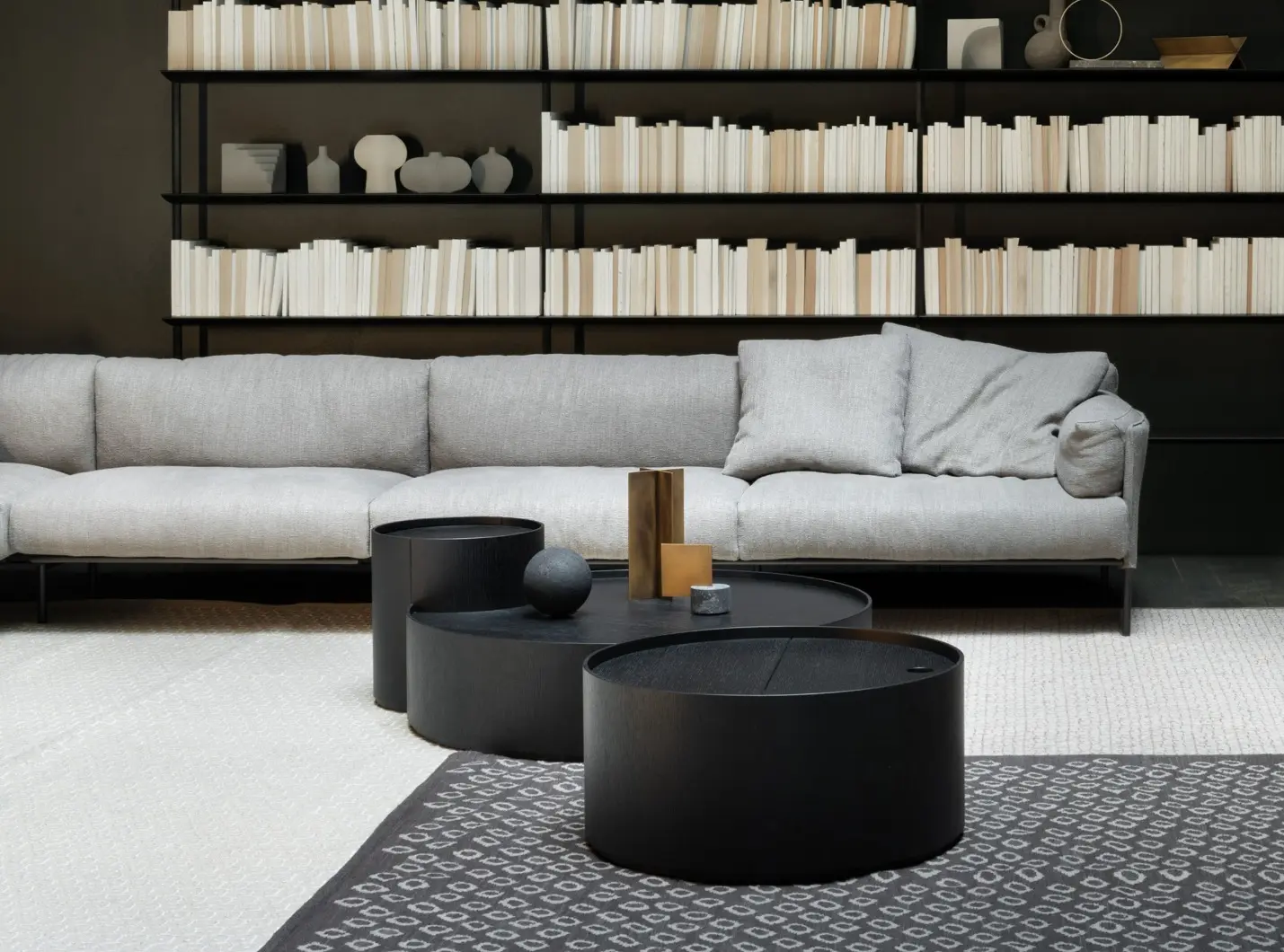 Living_Divani_Moon_Coffee_Table__36_.jpg