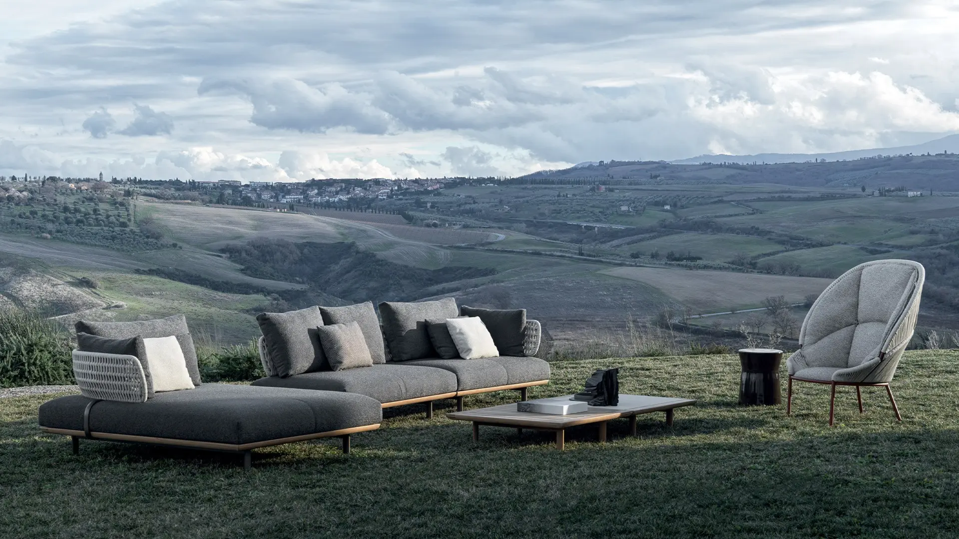 Molteni&C | Outdoor Collection - Landmark Collection