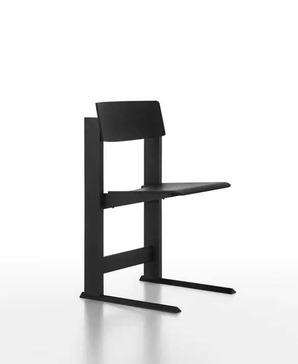 Lira chair, designed by Daniel Rybakken