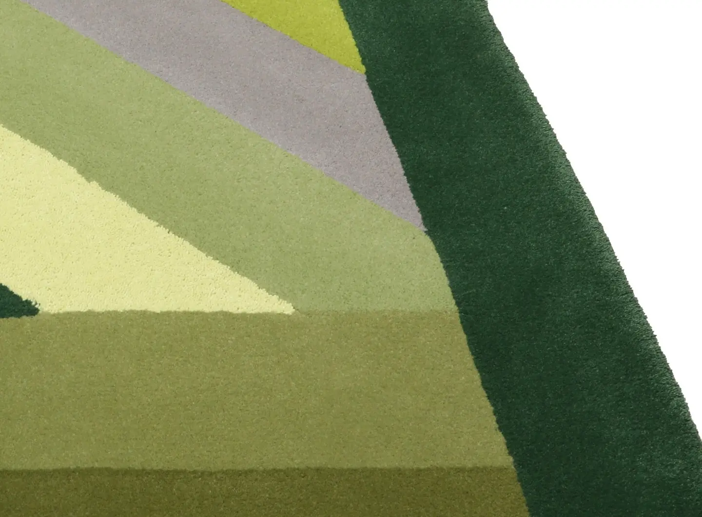 Carpet_Edition_KenScott_FANNIE_Wall100_Var.8_2_.jpg