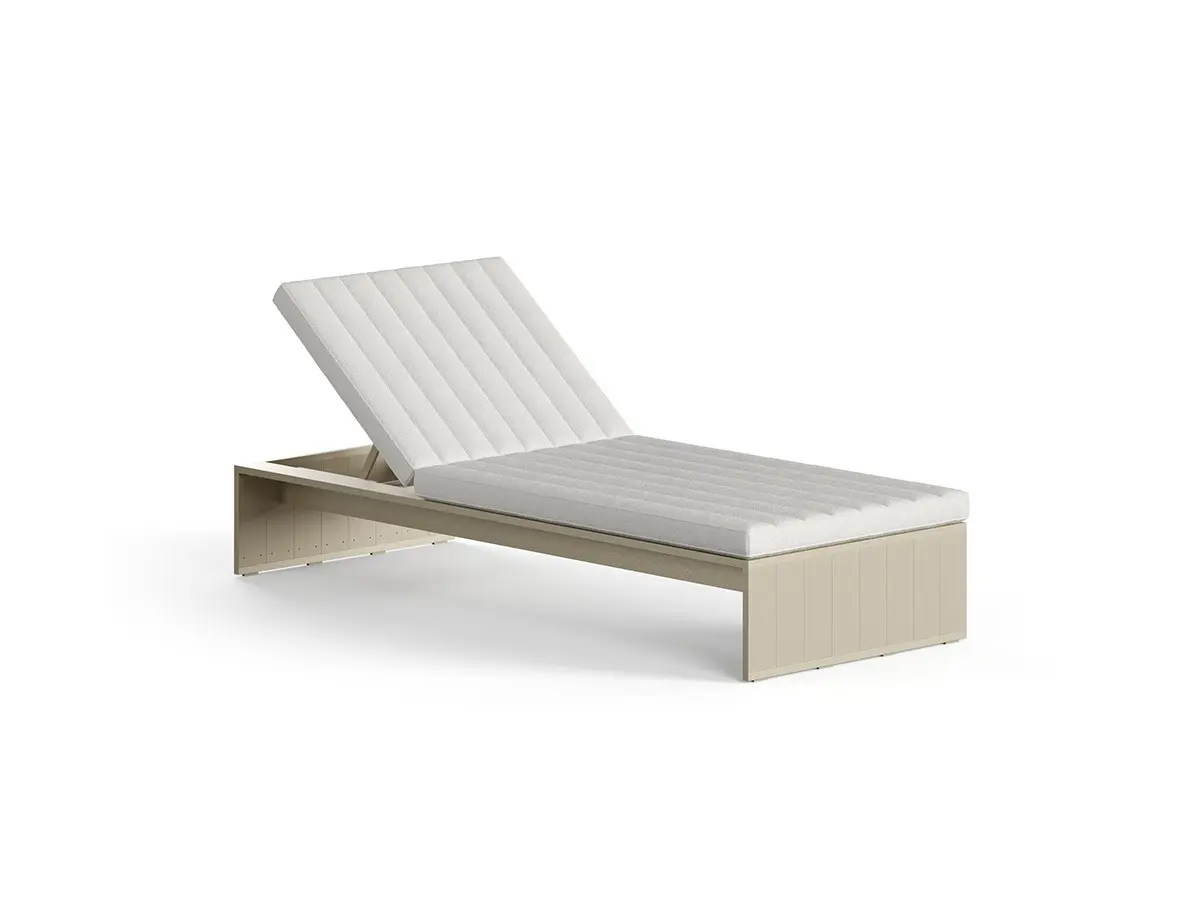 Hero_Image_1200x900_2024_gbmodular_chaise_lounge.jpg