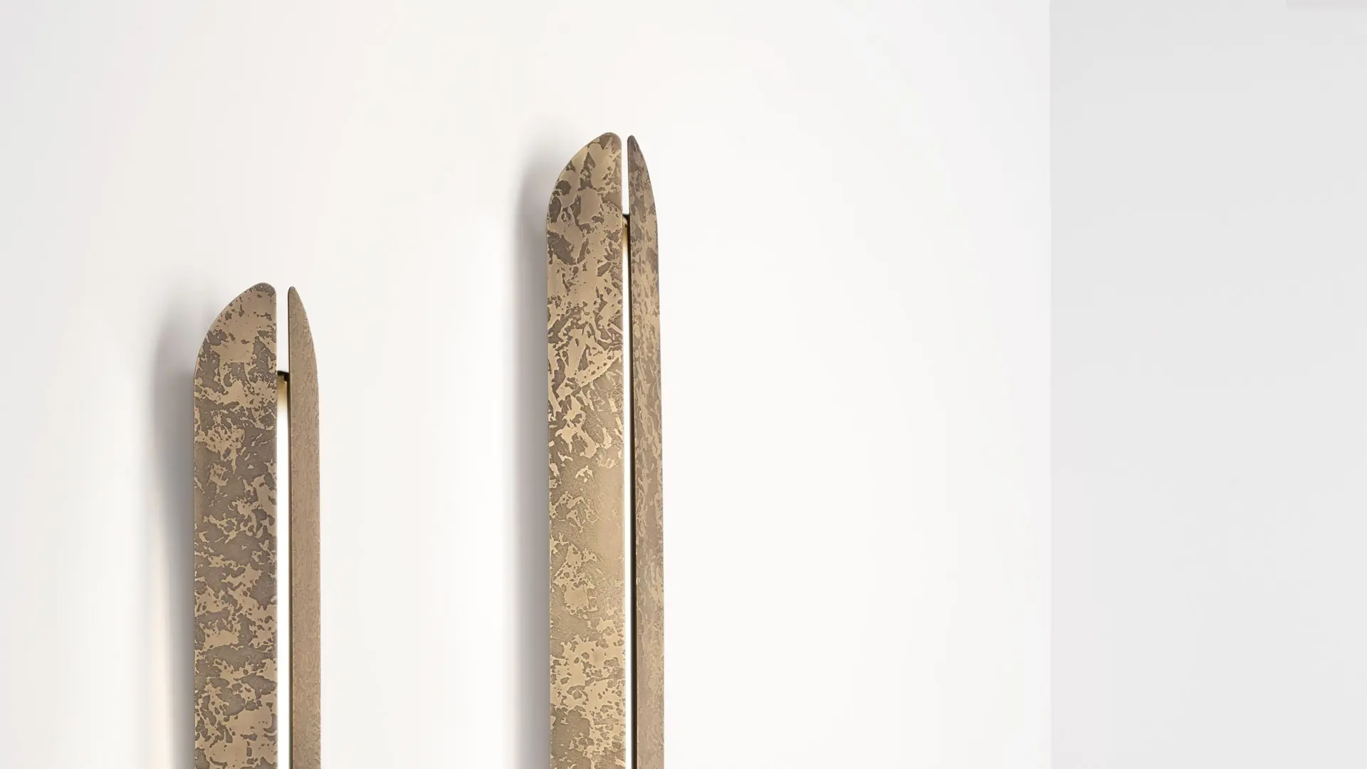 De_Castelli_AARE_Design_Alexander_Purcell_PH_Alberto_Parise_8fuulscreen.jpg