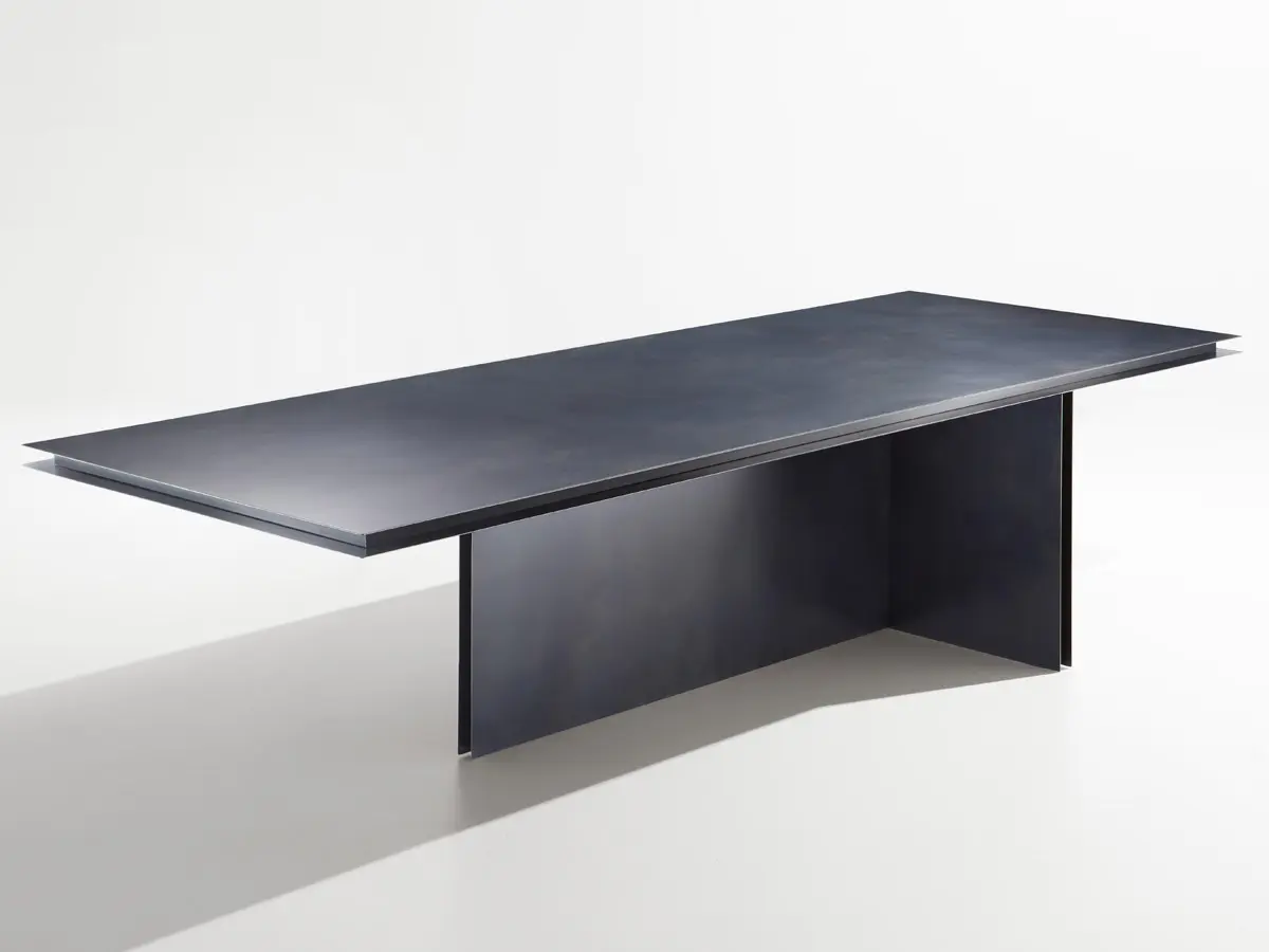 FOLIO TABLE, design DRAW Studio 