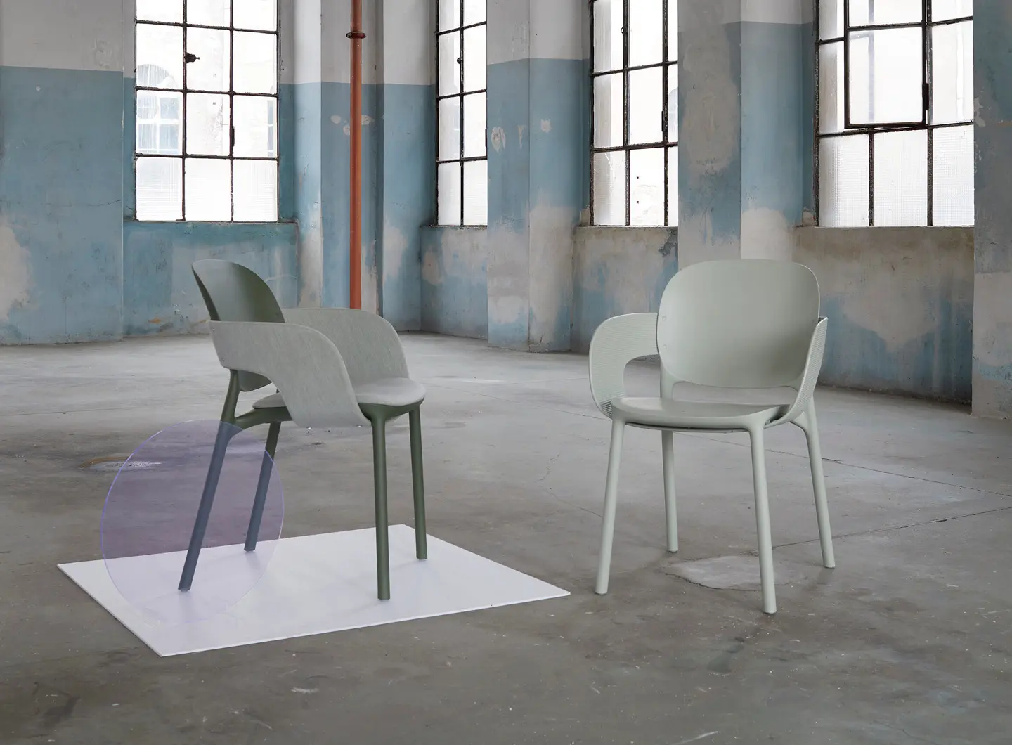 SCAB Hug armchairs