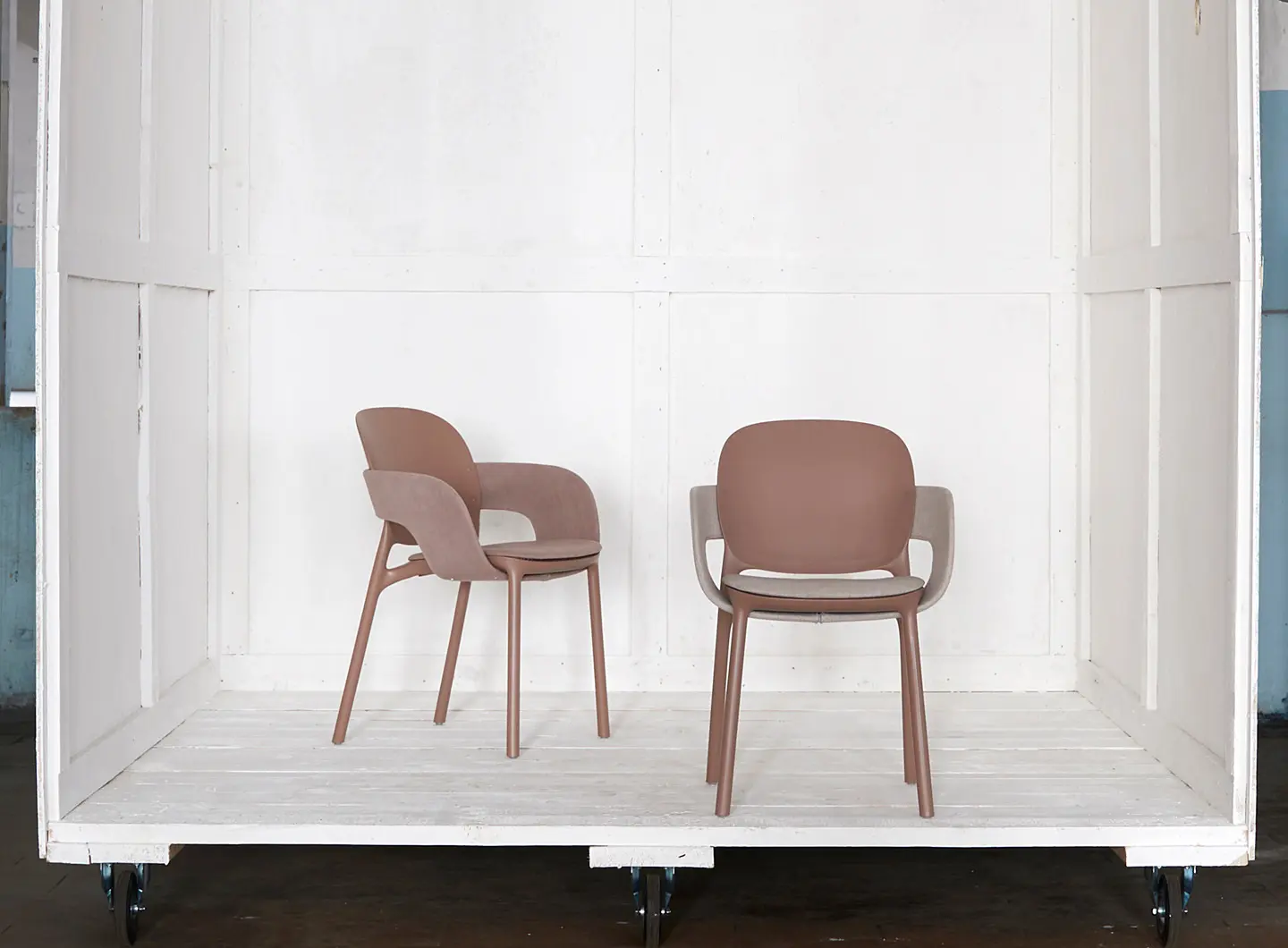 SCAB Hug armchairs