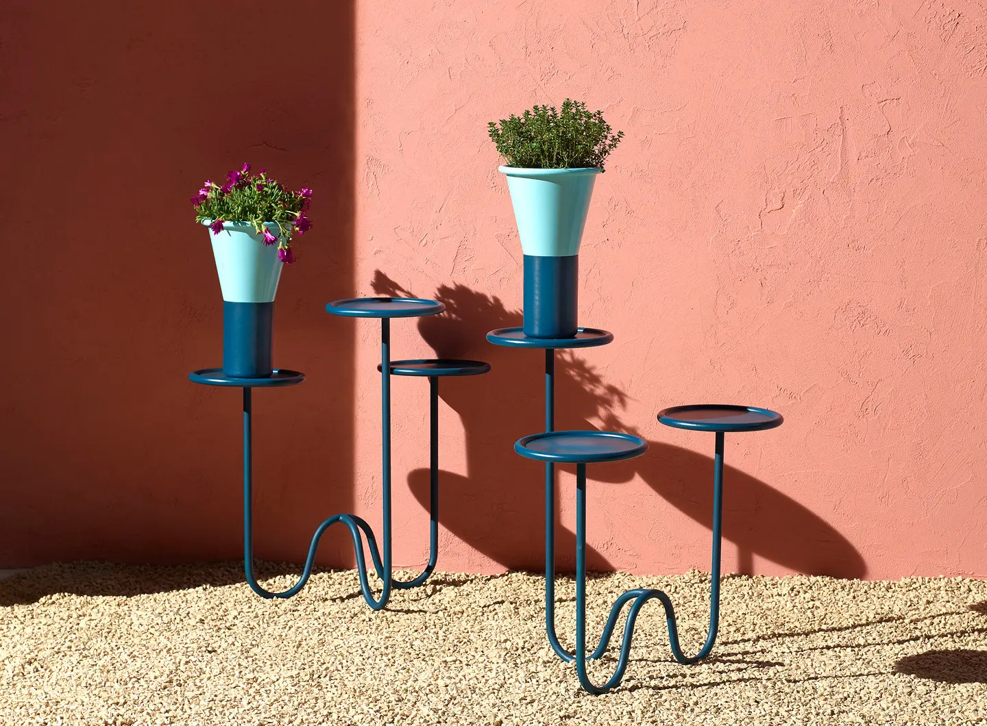 SCAB Mimosa floor-standing plant holders