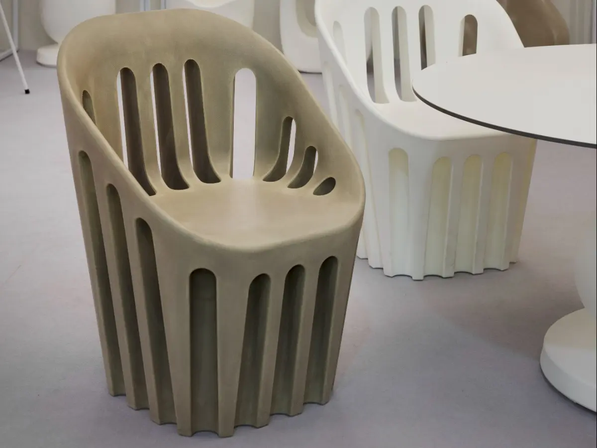 SLIDE - Coliseum chair