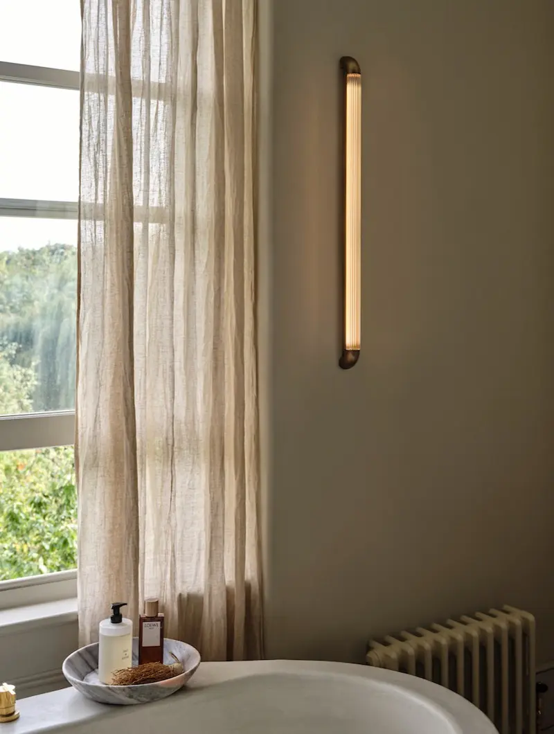 Strata Wall Light