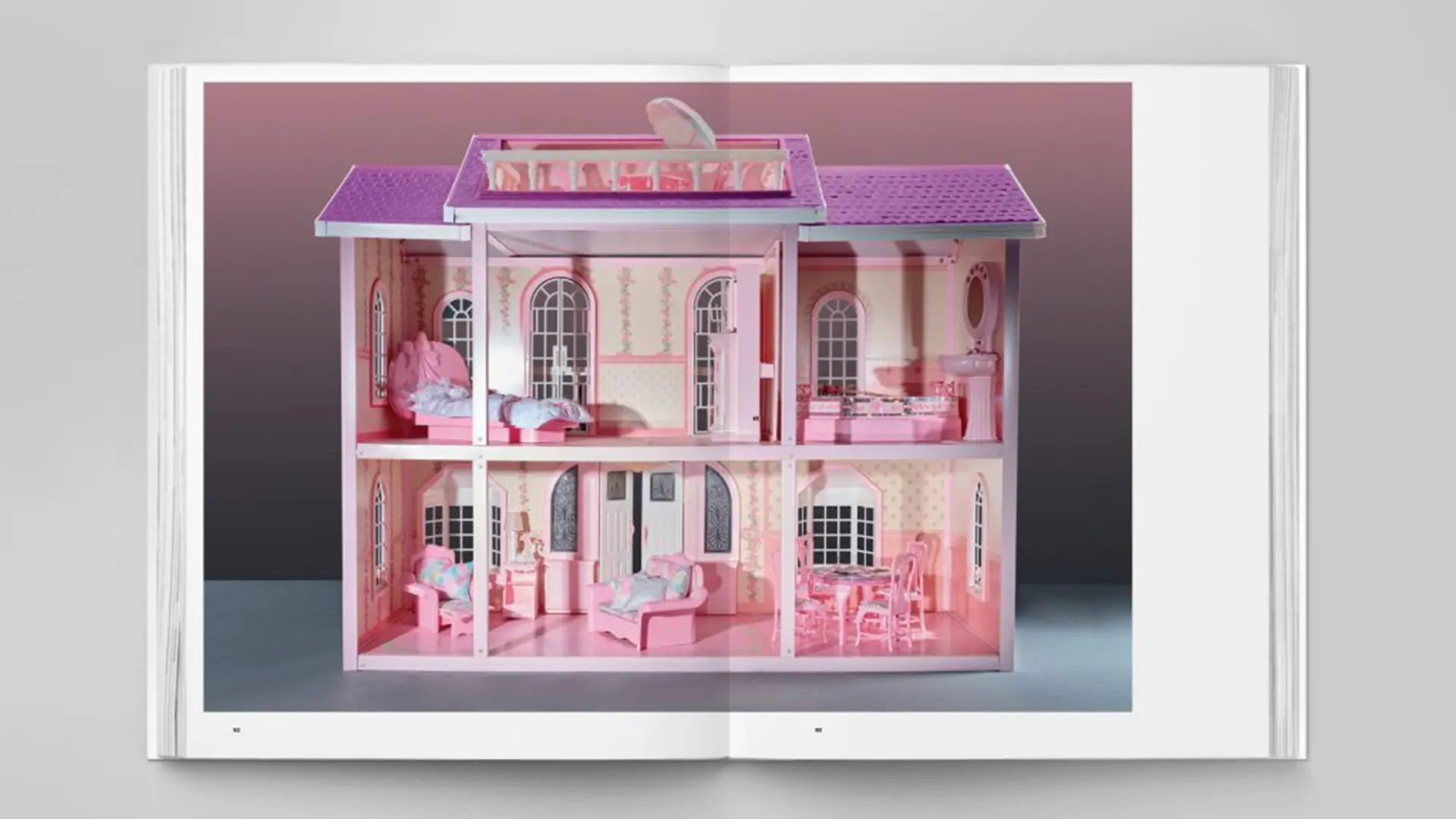 Book about Barbie Dreamhouse